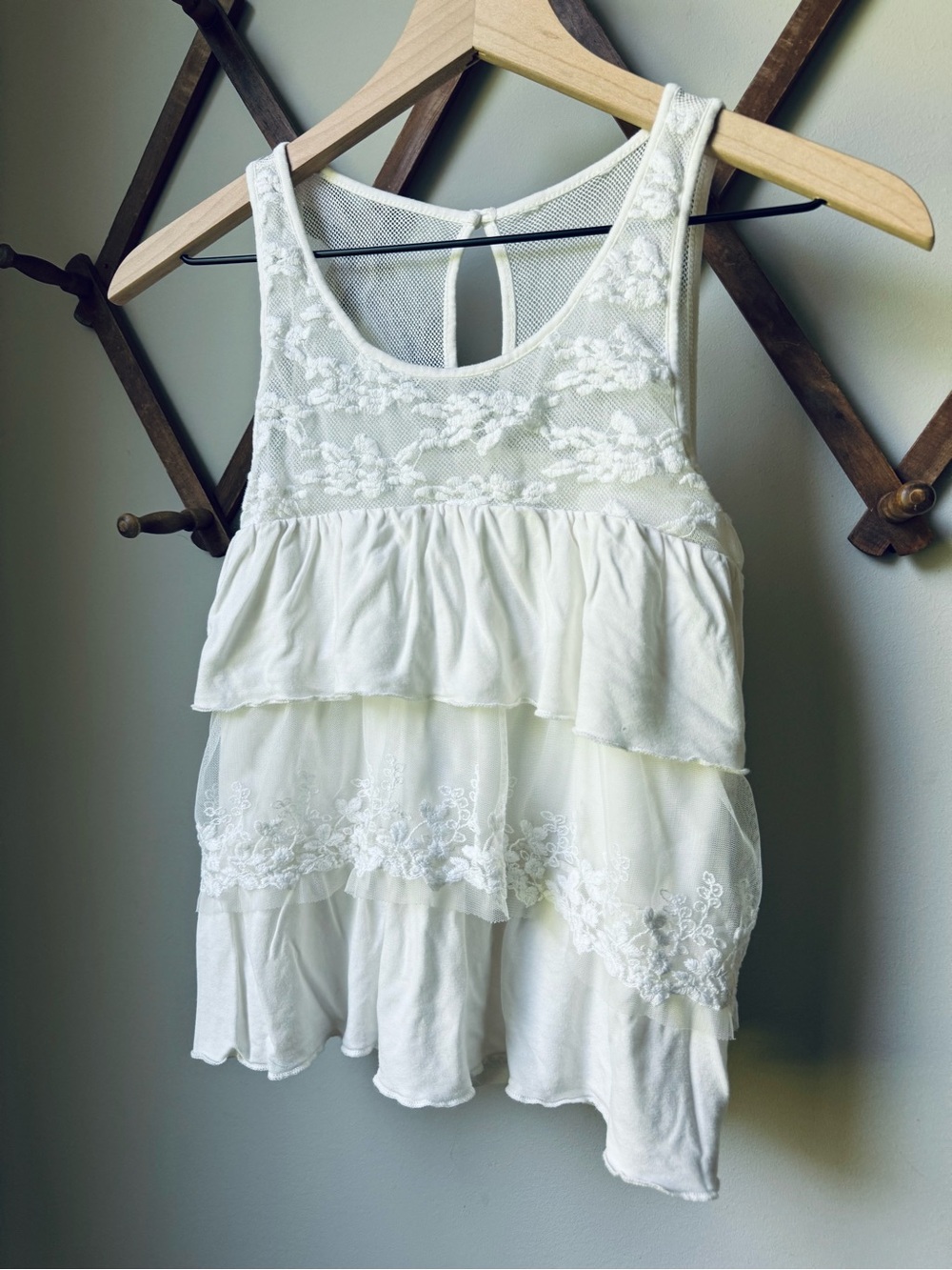 American Eagle Ivory Mixed Media Tiered Ruffle Tank Top Size Small